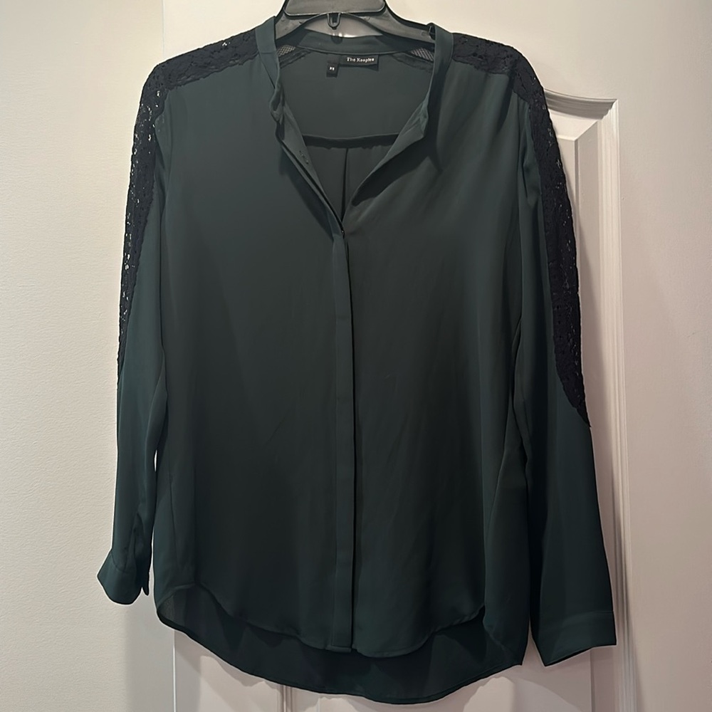 the kooples top fcc1279 size XS dark green with black lace